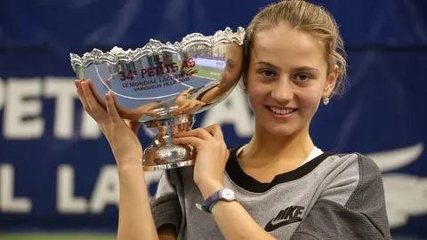 Марта Костюк: як виглядала і чим жила тенісистка в дитинстві
