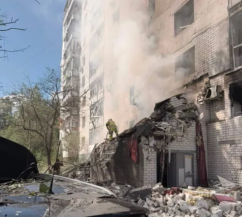 Удар дрона по Чернігову: 8 постраждалих, серед них дитина