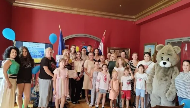 У Загребі нагородили дітей — учасників конкурсу малюнків «Моя Україна — це я!»