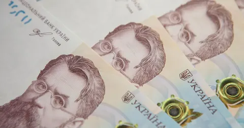 Доплата до пенсії 1038 грн: кому призначають і як оформити