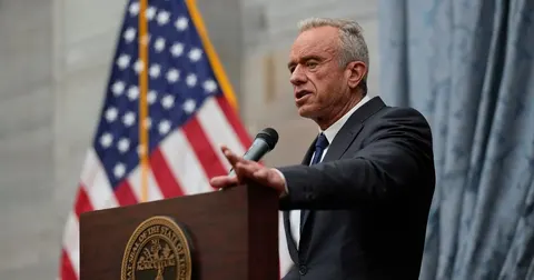 Син міністра охорони здоров'я США воював за Україну: РФ оголосила його в розшук