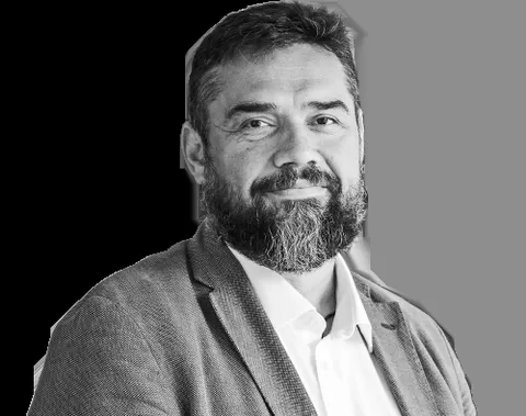 Чому українські підлітки обирають закордонні виші та як це змінити