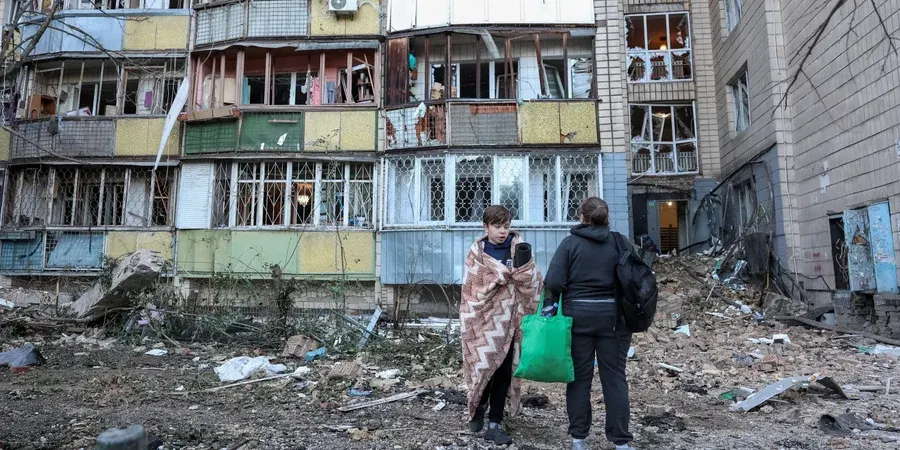 Атака на Київ: 12 загиблих, пошкоджена дитяча лікарня, як вберегти родину