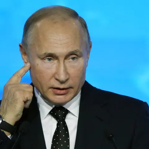 Здоров'я Путіна: до нього зачастили лікарі — що відомо