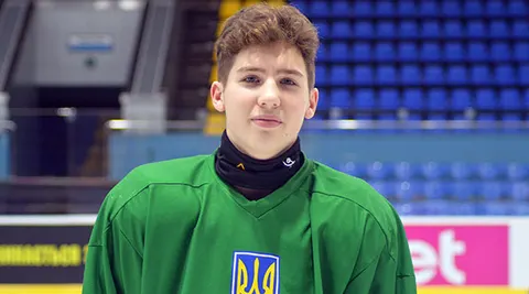 15-річний хокеїст «Сокола» вперше потрапив до збірної України U16: що це означає для сім'ї