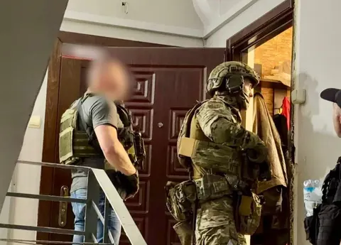 Стрілянина в Одесі: чоловік застрелив батьків і себе, поранив брата