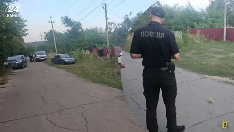 ДТП за участю працівника ТЦК: дворічний хлопчик у лікарні, водій втік