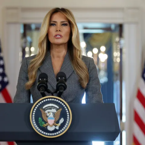 Меланія Трамп допомогла повернути ще одну українську дитину