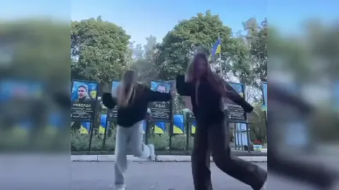 Танці під російську музику біля портретів загиблих воїнів: що загрожує родинам