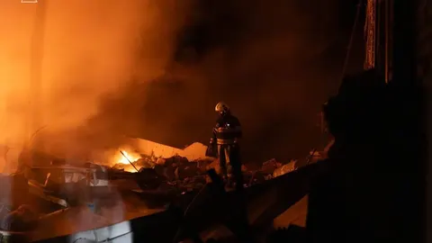 Нічна атака на Київ: пошкоджена дитяча лікарня, є постраждалий