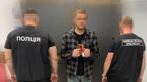 У Львові чоловіка підозрюють у зберіганні та поширенні дитячої порнографії