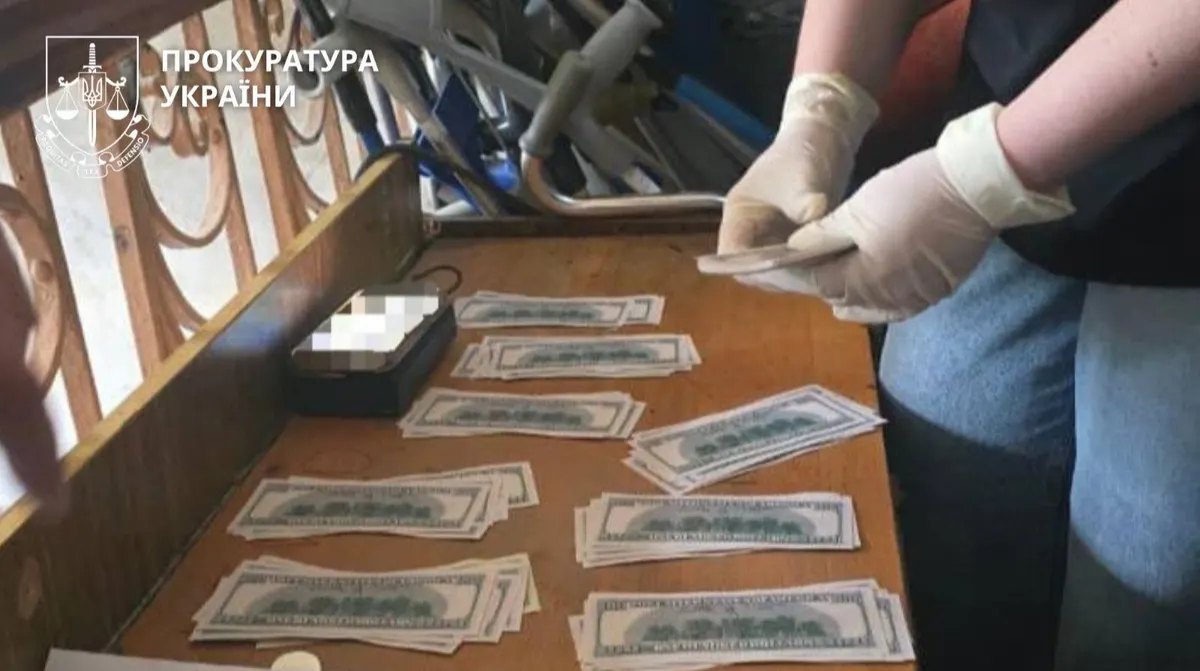 Схема у шпиталі Дніпра: операція на здоровому хребті за 12 тисяч доларів