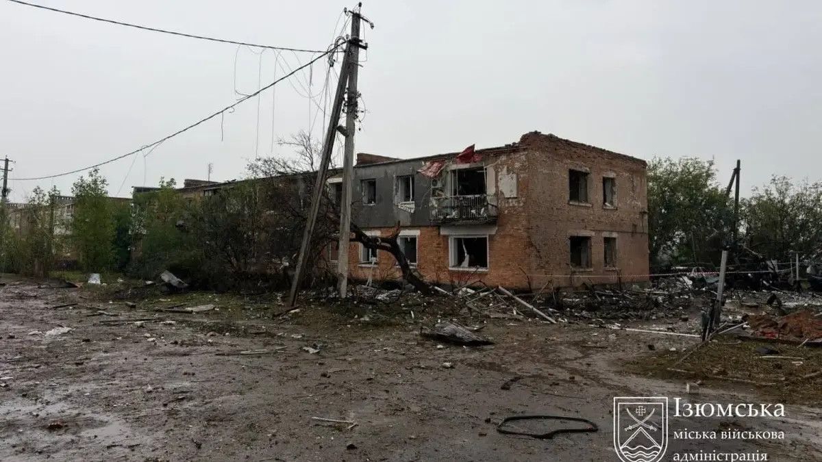 Ізюм під масованим обстрілом: понад 25 авіабомб, поранені, серед них дитина