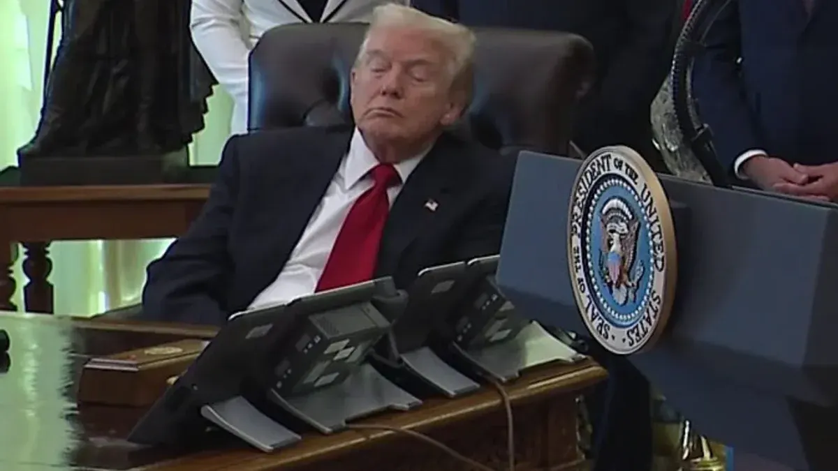 Здоров'я Трампа: лікар Білого дому б'є на сполох через синці та сонливість