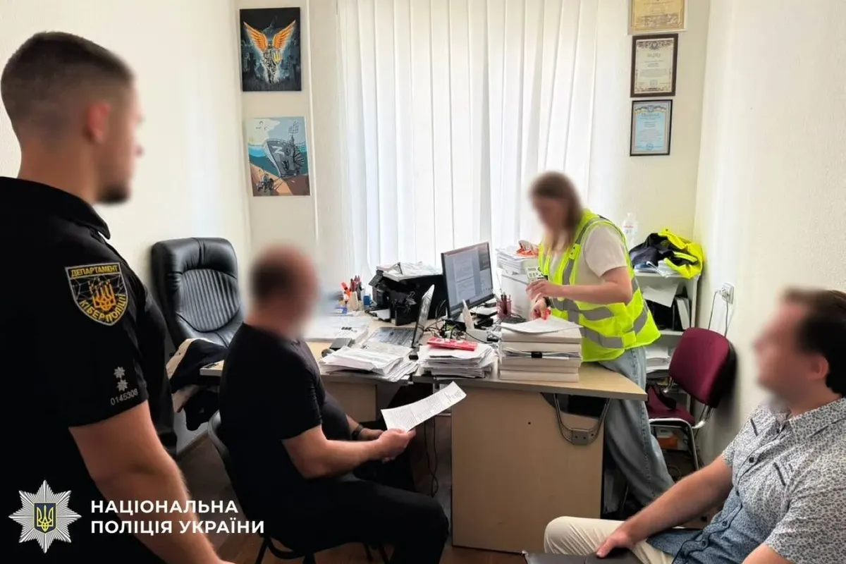 «Гра» з донькою: киянину загрожує 15 років за розбещення трирічної