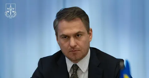 Генпрокурор Кравченко звинуватив директора НАБУ Кривоноса у «фіктивному усиновле