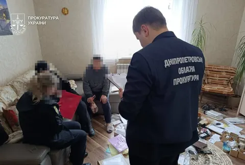 Катування дітей у Дніпрі: подружжя постане перед судом