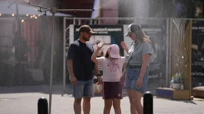 Спека на Прикарпатті: як вберегти родину від теплового удару