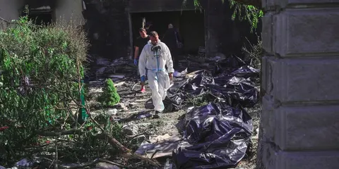 Історія порятунку з пансіонату в Милі: киянин розповів про батька