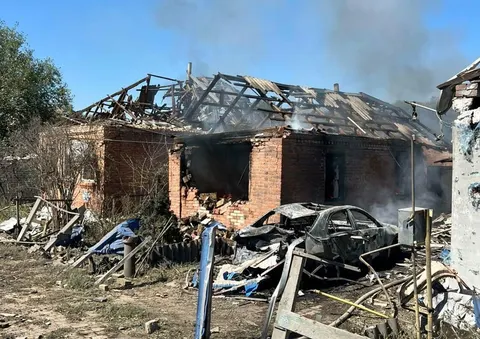 Авіаудар по Слов'янську: загинула дитина, зруйновані будинки