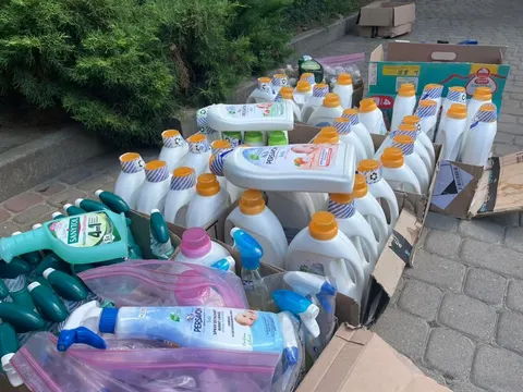 HuSoMe передала гуманітарну допомогу дитячому центру у Львові