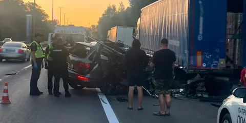 Смертельна ДТП у Києві: загинули жінка та 2-річна дитина