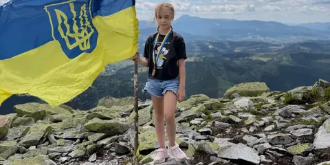 9-річна Евеліна з Києва підкорила всі шість карпатських двотисячників