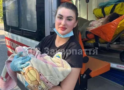 На Рахівщині жінка народила четверту дитину, не знаючи про вагітність