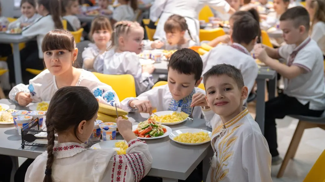 Шкільне харчування на Одещині: щоденні перевірки та проблемні громади