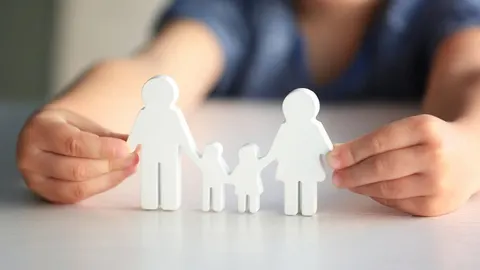 На Дніпропетровщині цьогоріч усиновили 71 дитину: понад 2 тисячі ще чекають на р