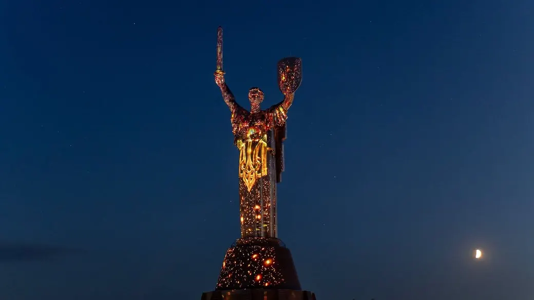 Аудіовізуальна інсталяція на Батьківщині-Матері: що варто знати родинам