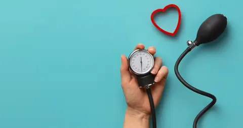 5 продуктів, які допоможуть тримати тиск у нормі: поради для родини
