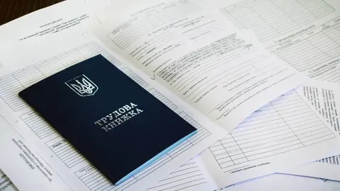 Догляд за дитиною: як зарахувати цей період до стажу у 2026 році