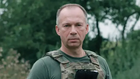 Сирський оплачує лікування батька в РФ: що це означає для родин